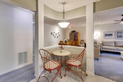710 Creekside Drive Mount Prospect IL 60056