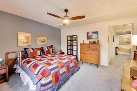 710 Creekside Drive Mount Prospect IL 60056