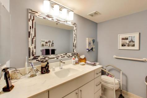 710 Creekside Drive Mount Prospect IL 60056