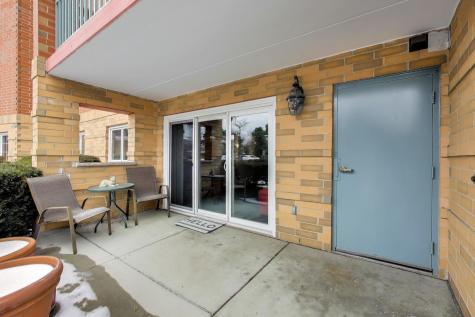 710 Creekside Drive Mount Prospect IL 60056