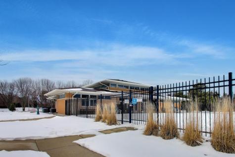 710 Creekside Drive Mount Prospect IL 60056