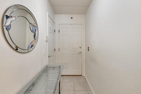710 Creekside Drive Mount Prospect IL 60056