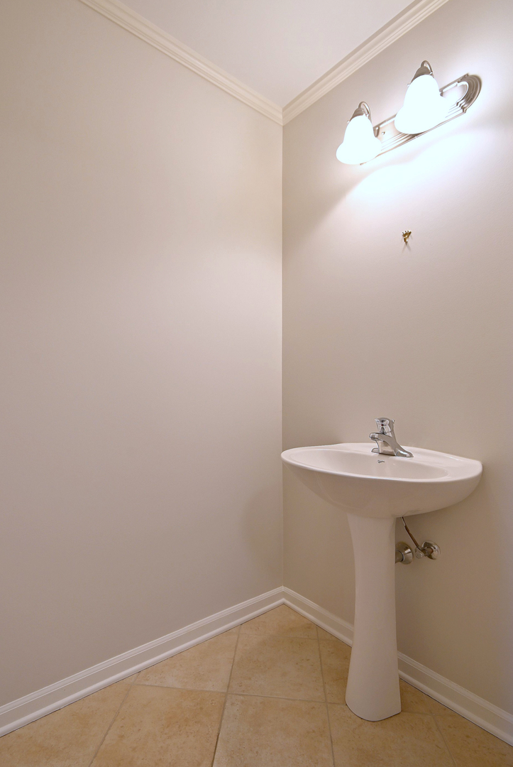 855 East 22nd Street Lombard IL 60148