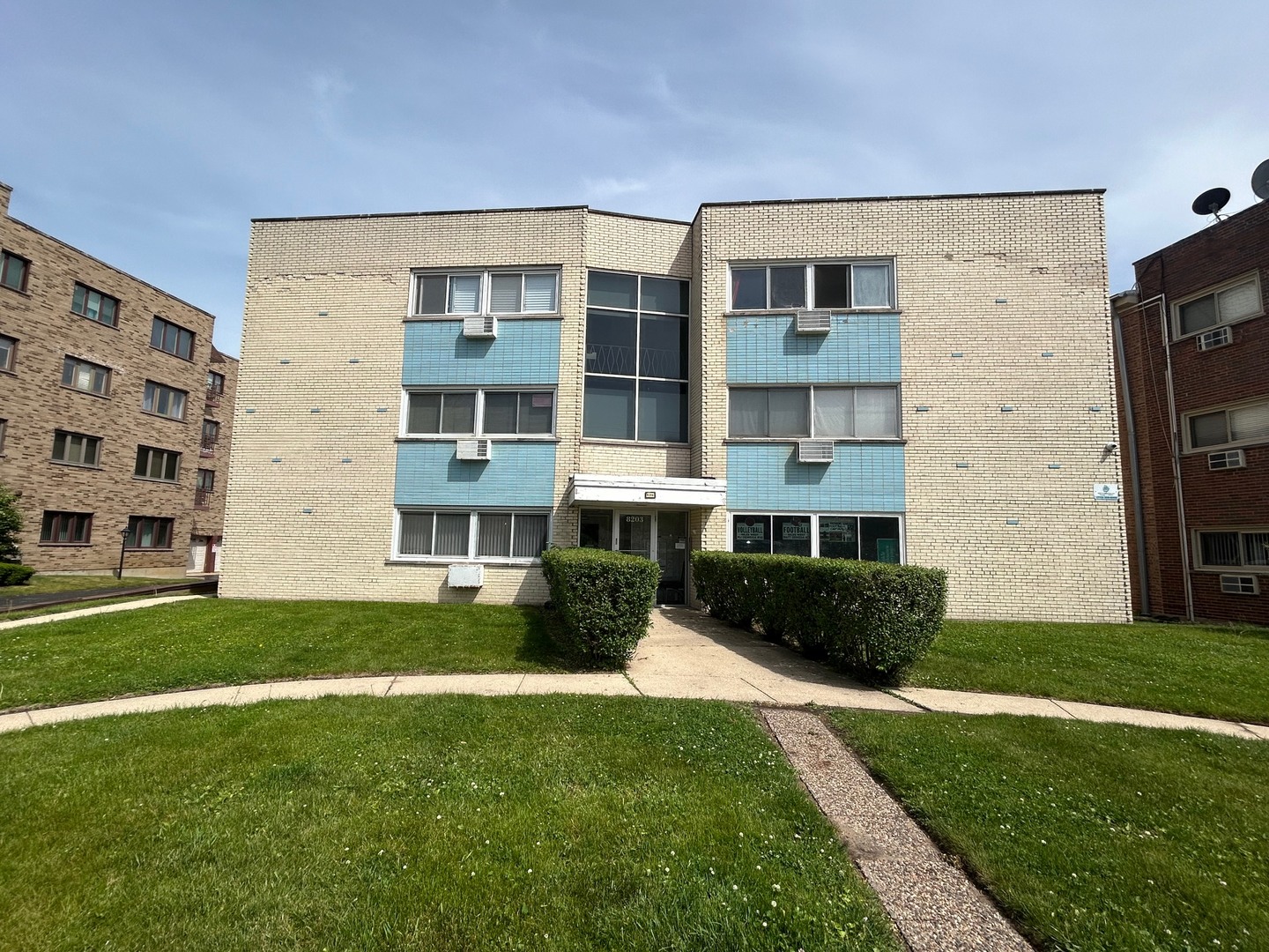 8203 Niles Center Road Skokie IL 60077