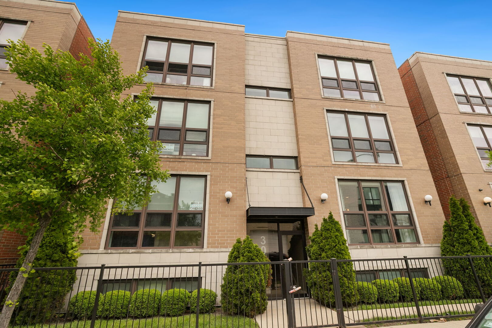 3007 North California Avenue Chicago IL 60618