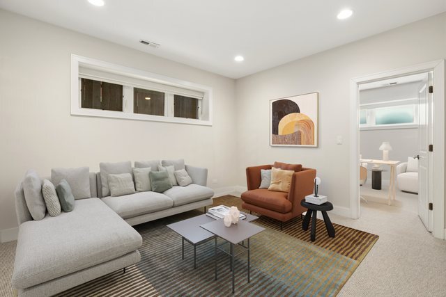 3007 North California Avenue Chicago IL 60618