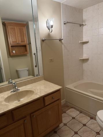 9520 Mayfield Avenue Oak Lawn IL 60453