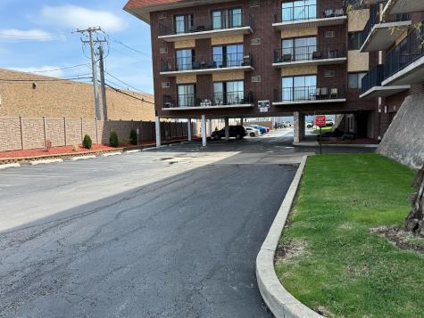 9520 Mayfield Avenue Oak Lawn IL 60453