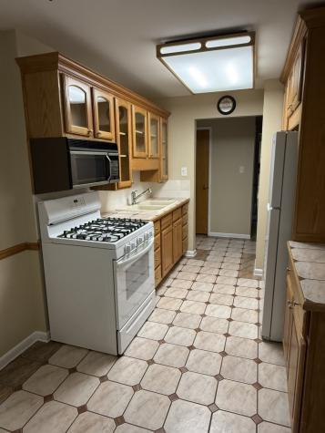 9520 Mayfield Avenue Oak Lawn IL 60453