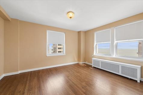 5555 North Sheridan Road Chicago IL 60640