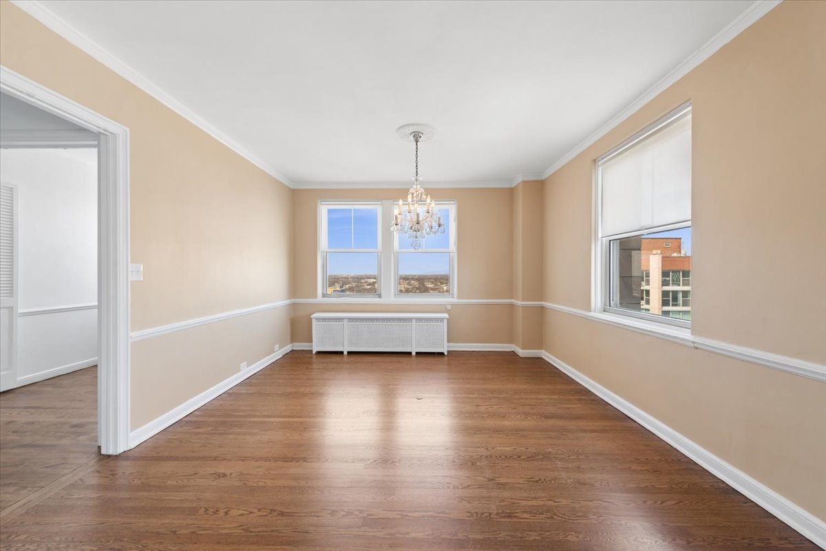 5555 North Sheridan Road Chicago IL 60640