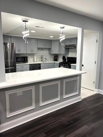 9132 South Pulaski Road Oak Lawn IL 60453