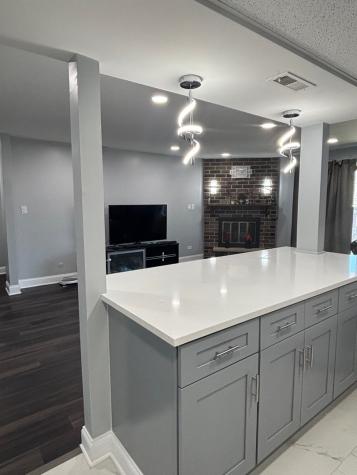 9132 South Pulaski Road Oak Lawn IL 60453