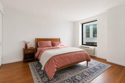 40 East Delaware Place Chicago IL 60611