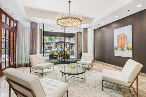 40 East Delaware Place Chicago IL 60611