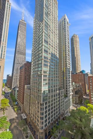 40 East Delaware Place Chicago IL 60611