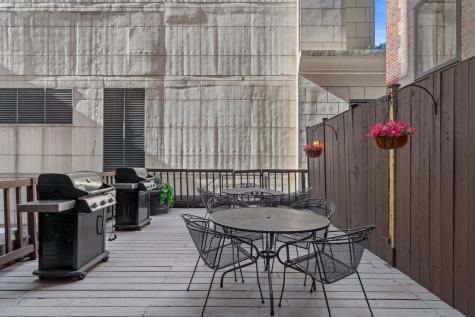 40 East Delaware Place Chicago IL 60611