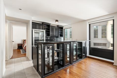 40 East Delaware Place Chicago IL 60611