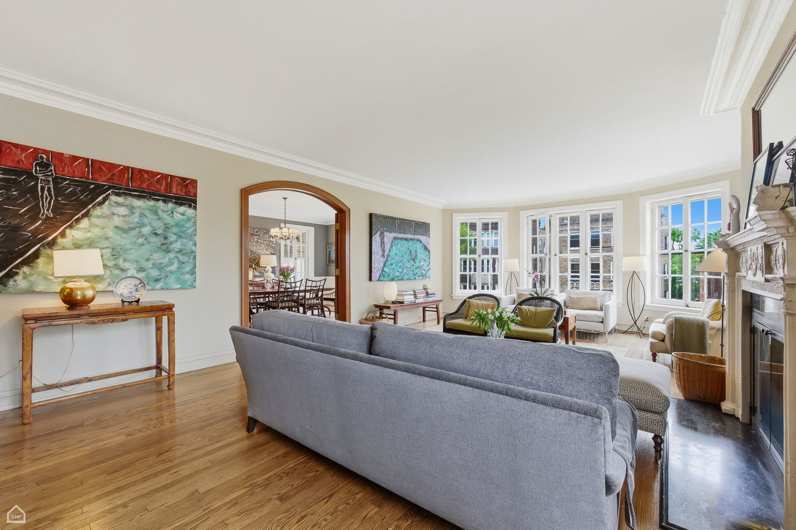 2060 West Farwell Avenue Chicago IL 60645