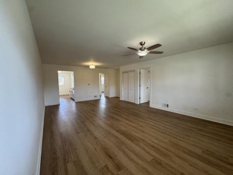 633 Dulles Road Des Plaines IL 60016