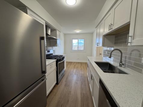 633 Dulles Road Des Plaines IL 60016