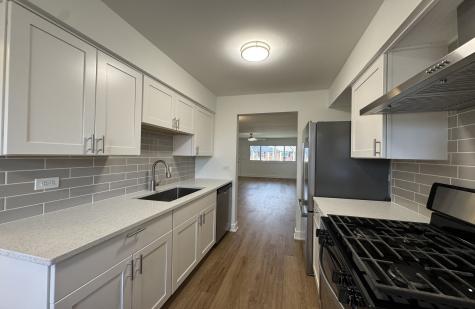 633 Dulles Road Des Plaines IL 60016