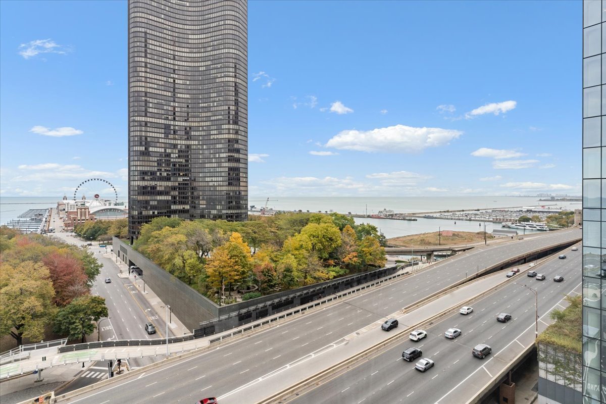 530 North Lake Shore Drive Chicago IL 60611