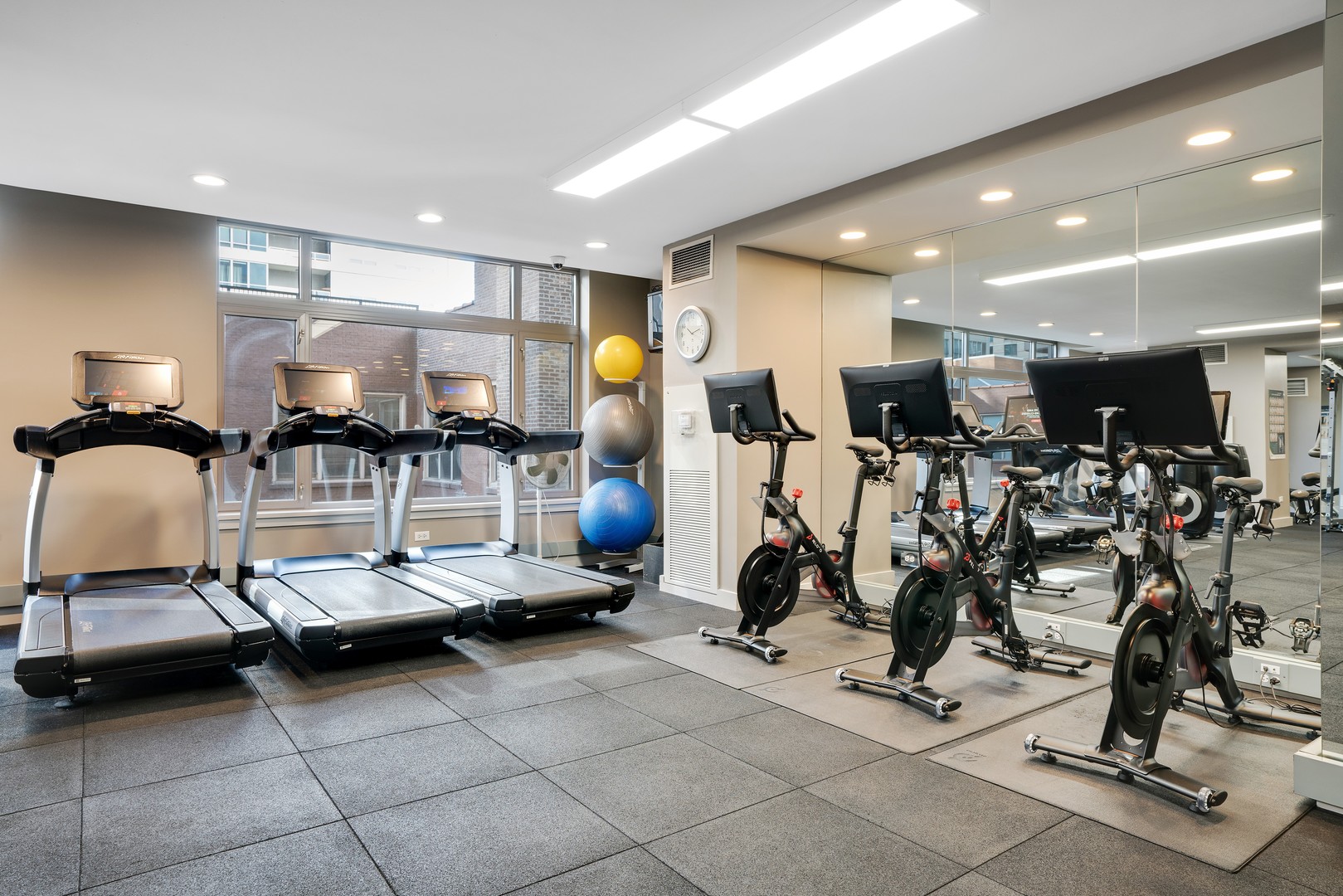 530 North Lake Shore Drive Chicago IL 60611
