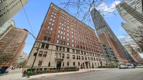 227 East Delaware Place Chicago IL 60611
