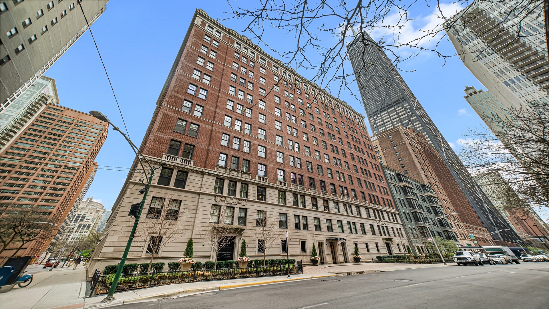 227 East Delaware Place Chicago IL 60611