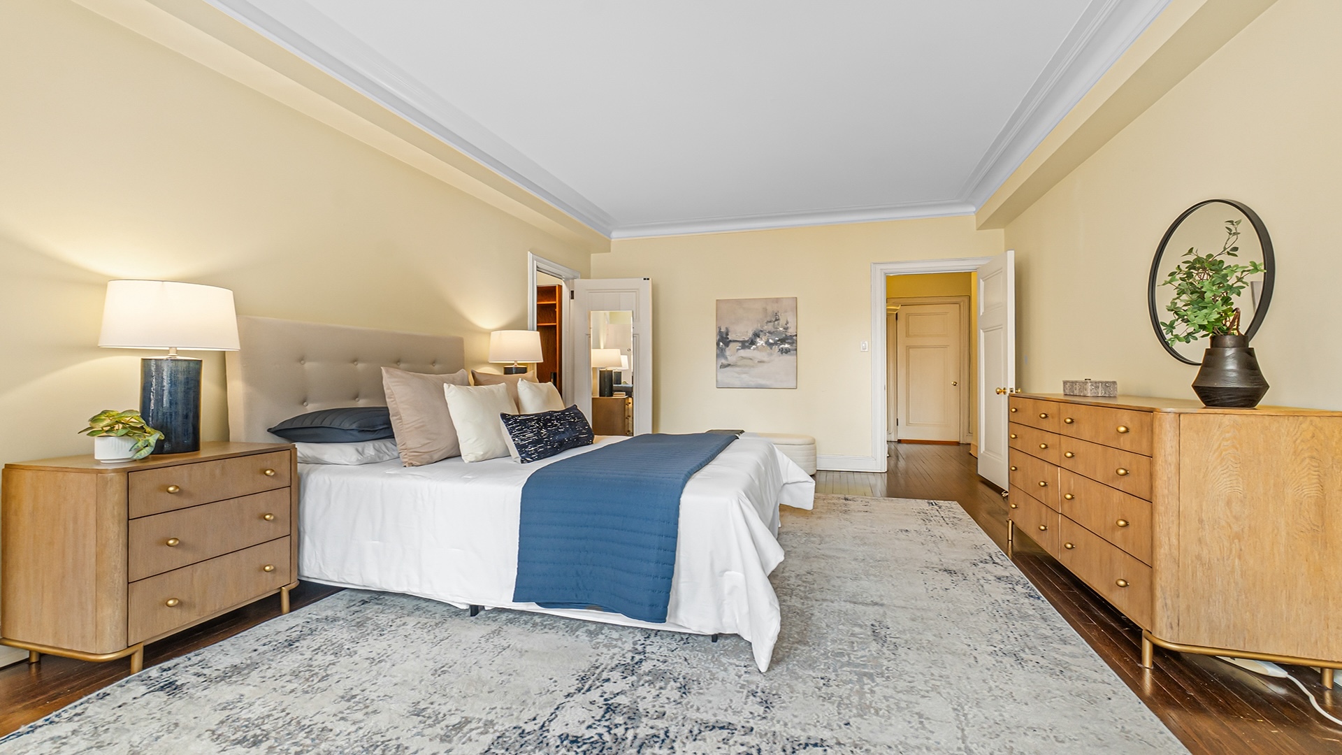 227 East Delaware Place Chicago IL 60611