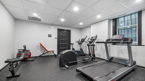 227 East Delaware Place Chicago IL 60611