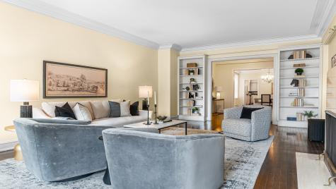 227 East Delaware Place Chicago IL 60611