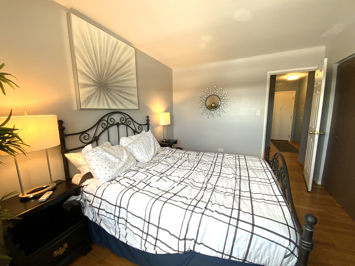 7854 South South Shore Drive Chicago IL 60649
