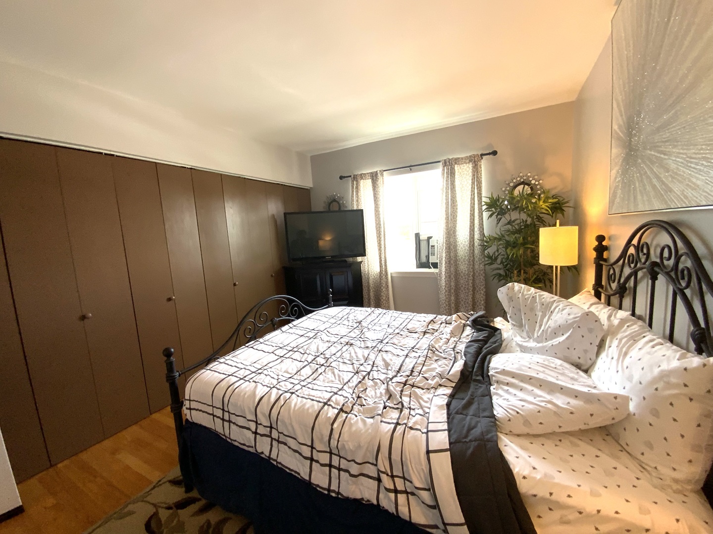 7854 South South Shore Drive Chicago IL 60649