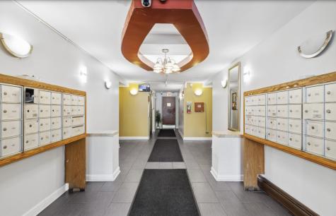 7854 South South Shore Drive Chicago IL 60649