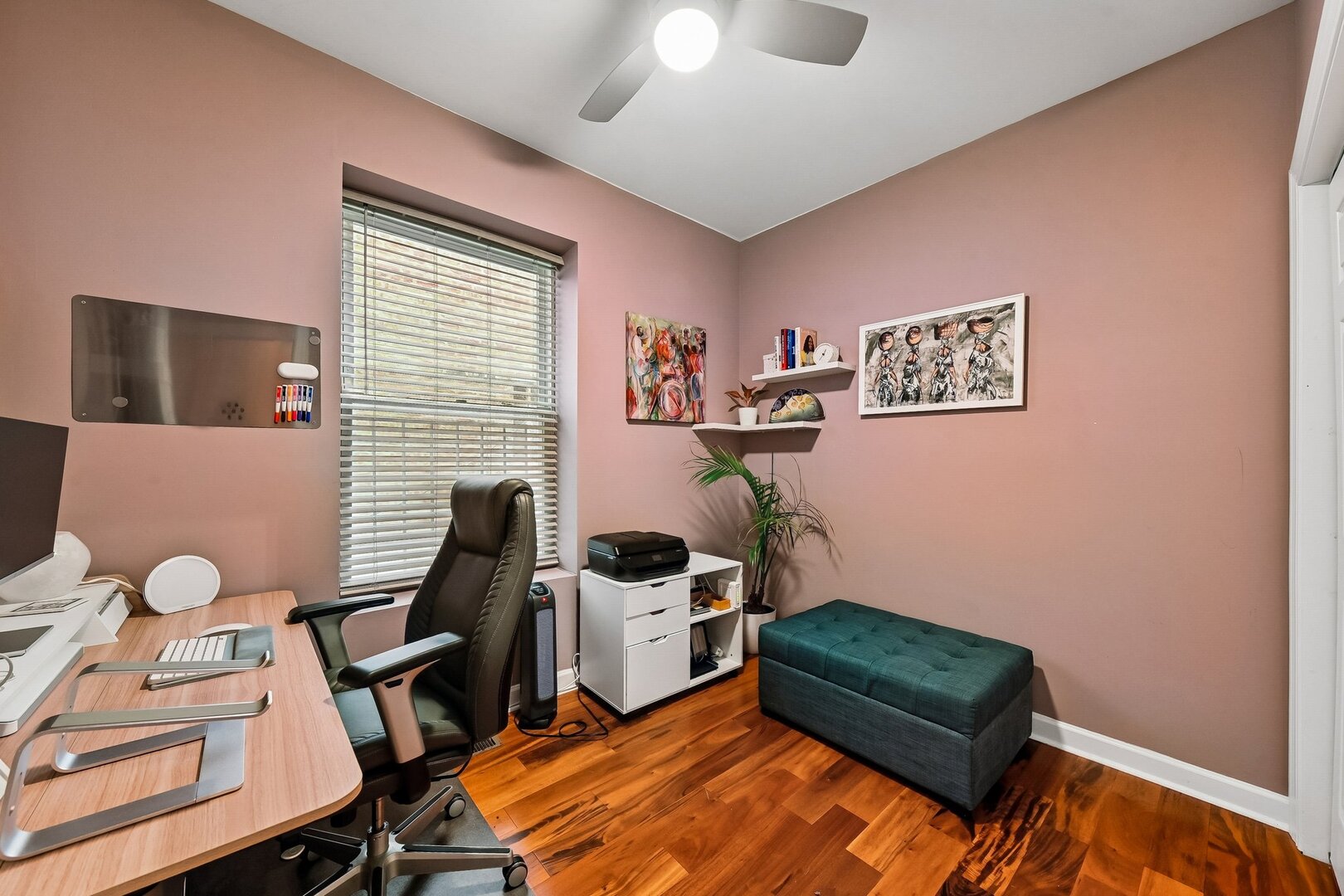 4032 South Calumet Street Chicago IL 60653