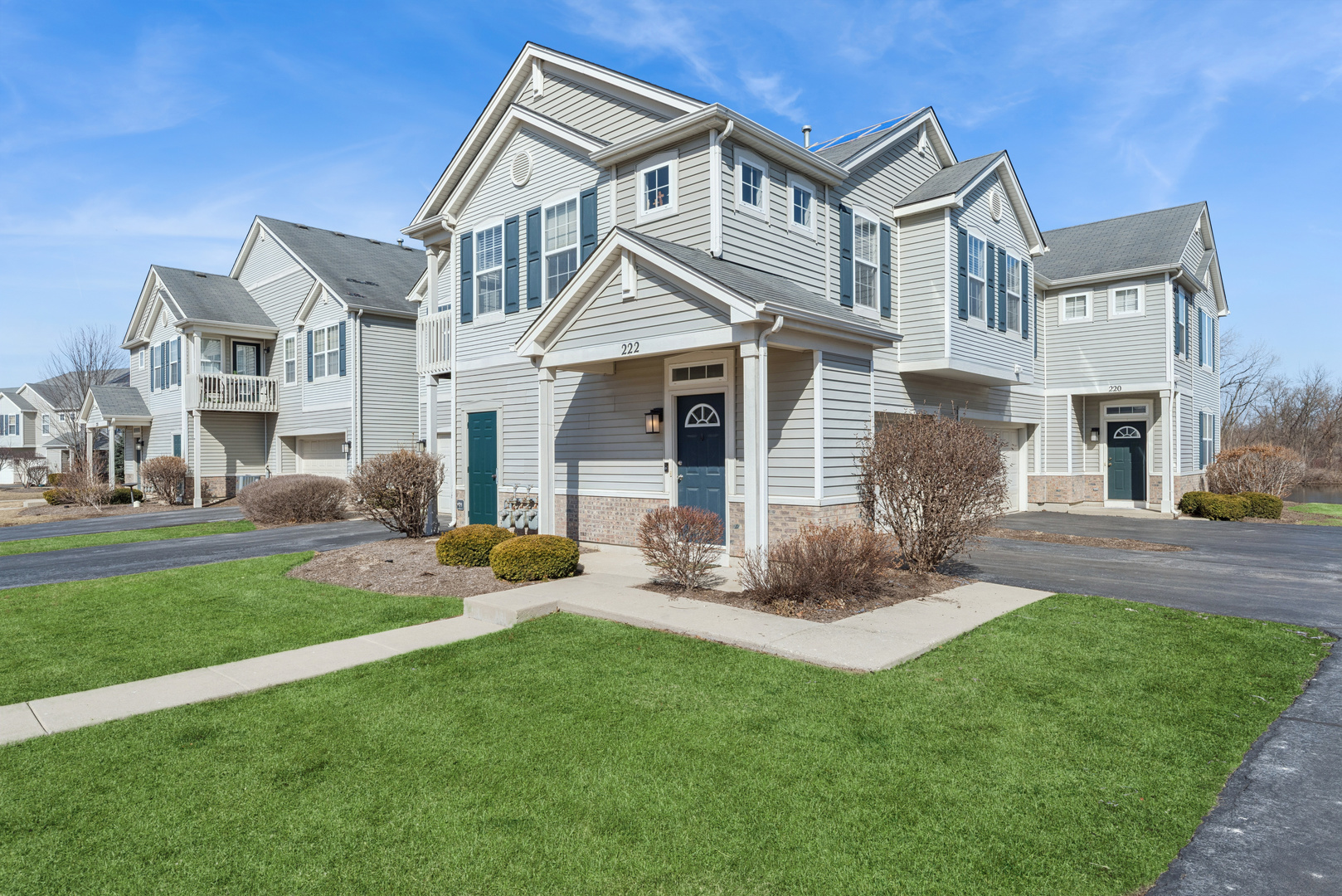 222 Bakers Drive W Lakemoor IL 60051