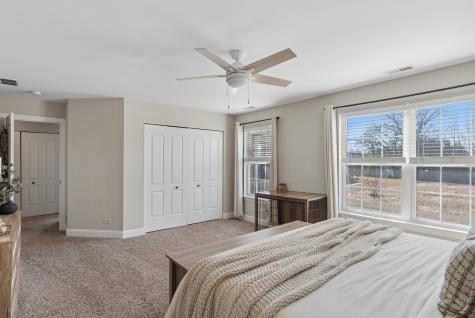 222 Bakers Drive W Lakemoor IL 60051