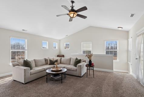 222 Bakers Drive W Lakemoor IL 60051