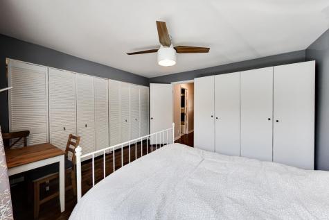 1623 West Belle Plaine Avenue Chicago IL 60613
