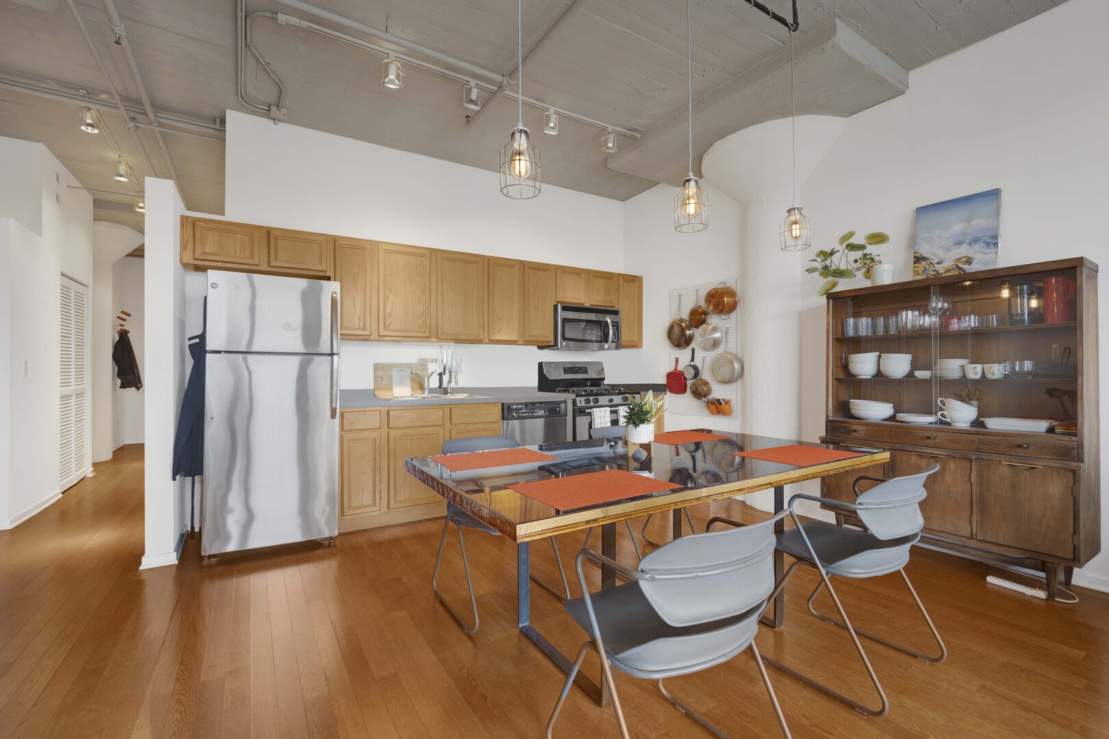 1525 South Sangamon Street Chicago IL 60608