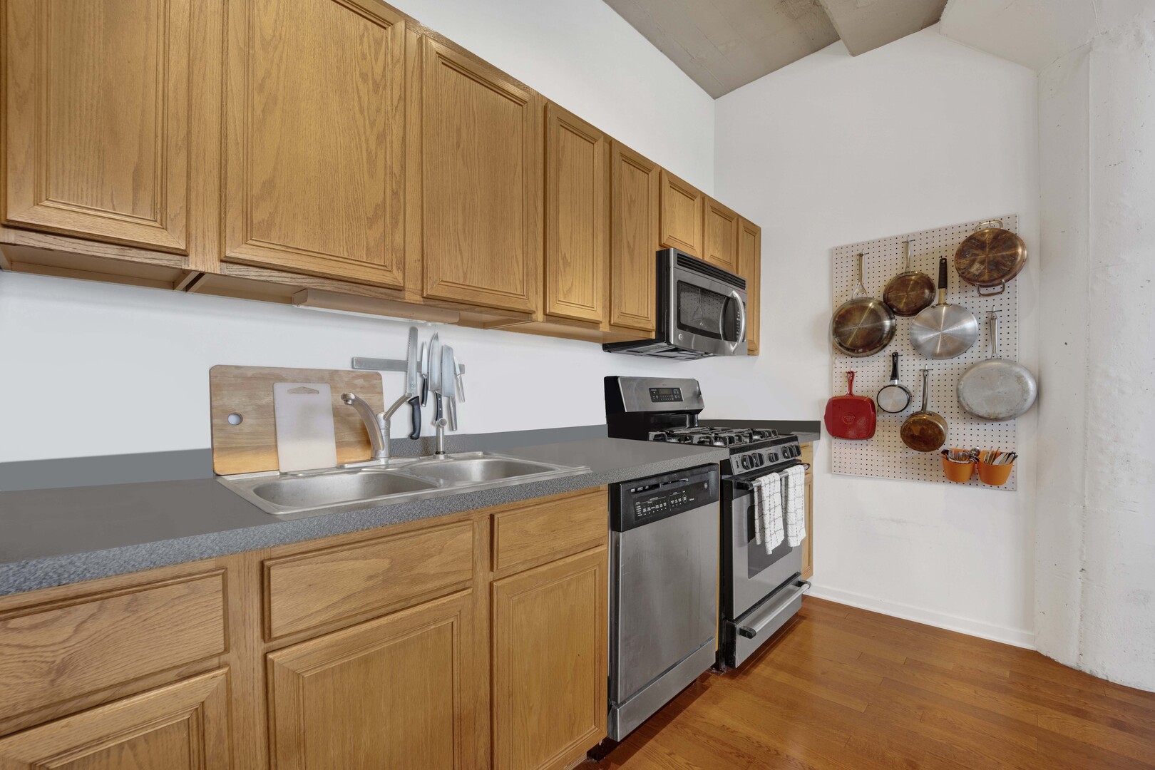 1525 South Sangamon Street Chicago IL 60608