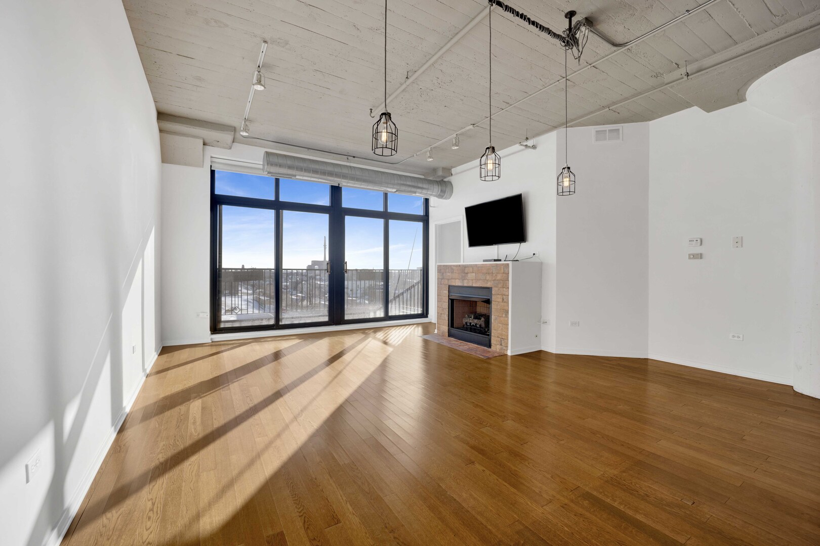 1525 South Sangamon Street Chicago IL 60608