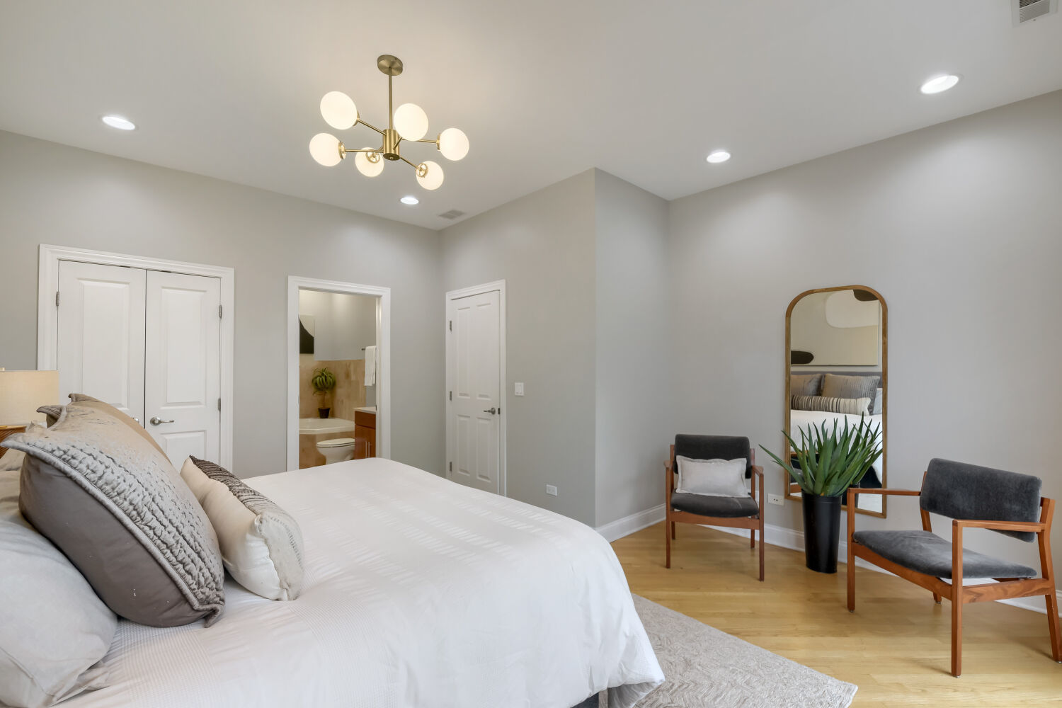 2251 West Wabansia Avenue Chicago IL 60647