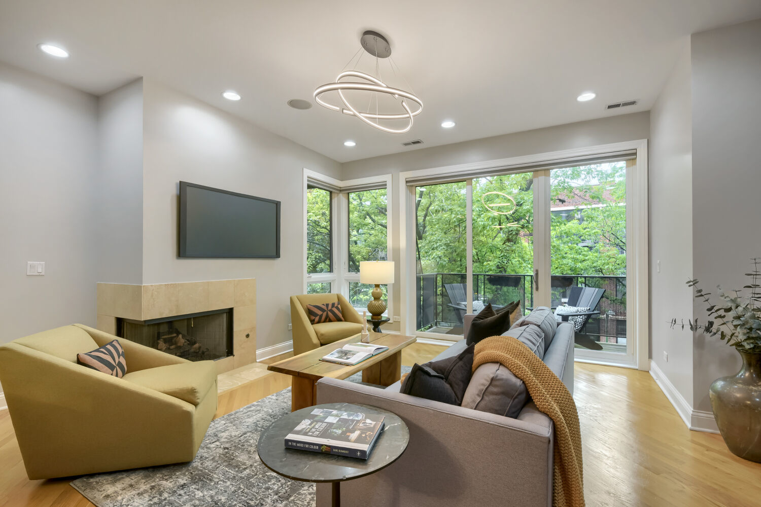 2251 West Wabansia Avenue Chicago IL 60647