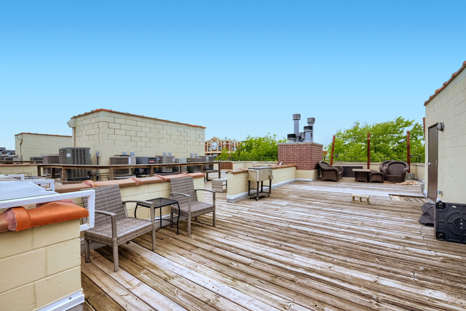 2251 West Wabansia Avenue Chicago IL 60647