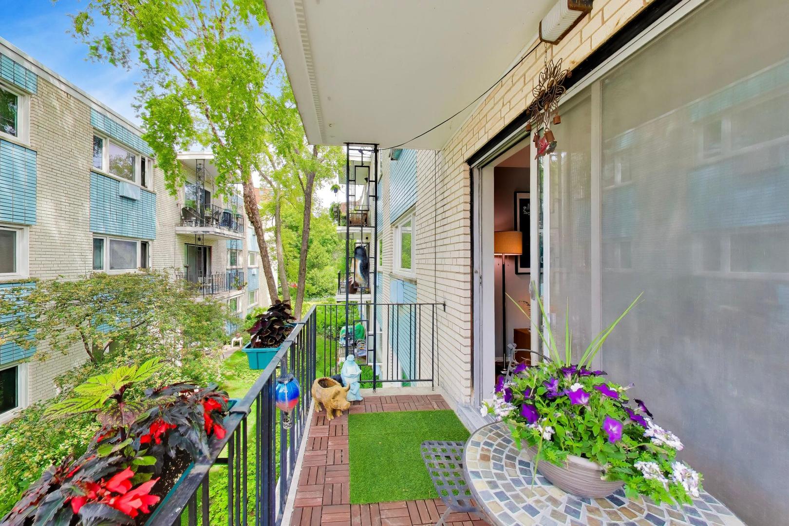 1125 West Lunt Avenue Chicago IL 60626