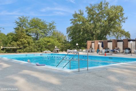 5455 North Sheridan Road Chicago IL 60640
