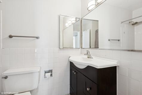 5455 North Sheridan Road Chicago IL 60640